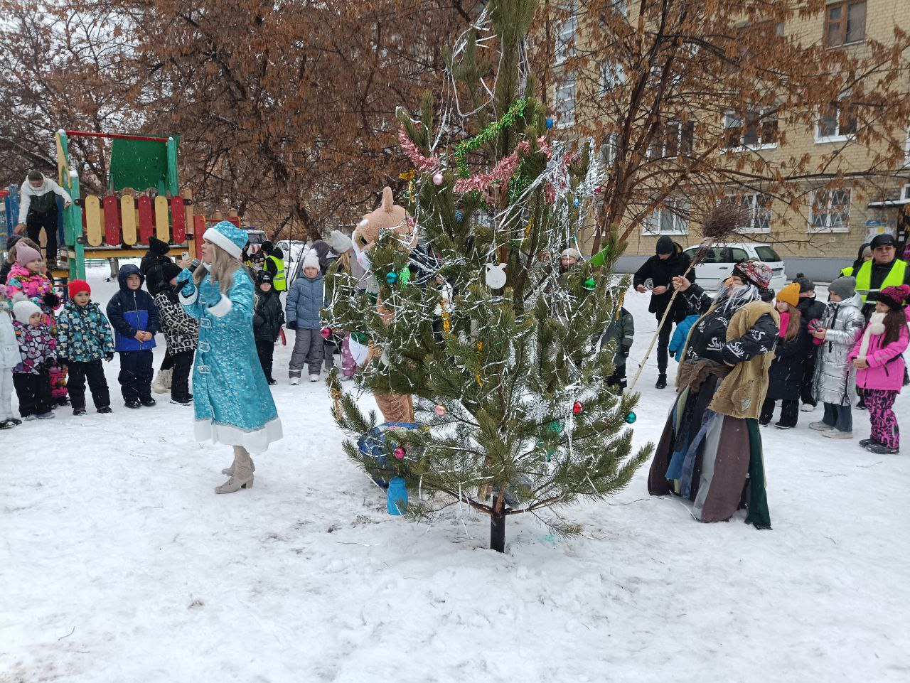 «Огонь — друг! Огонь — враг!».